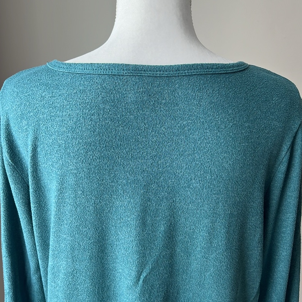 Old Navy Long Sleeve Top - Picture 10 of 12